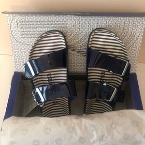 Birkenstock Arizona Patent Navy sandal.  Size: EU 38 ( US- 7 1/2 -8)